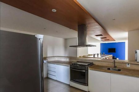 Apartamento à venda com 128m², 3 quartos e 2 vagasÁrea comum - Salão de festas