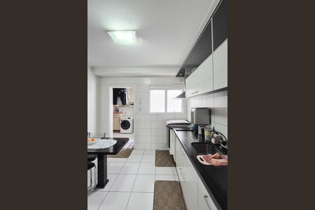 Apartamento à venda com 128m², 3 quartos e 2 vagasCozinha