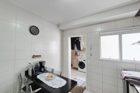 Apartamento à venda com 128m², 3 quartos e 2 vagasCozinha