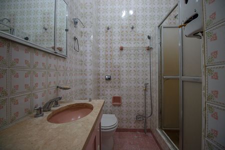 Apartamento à venda com 72m², 3 quartos e 1 vaga Apartamento à venda com 72m², 3 quartos e 1 vagaBanheiro