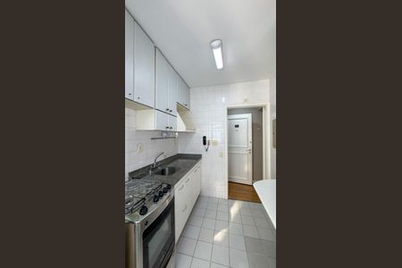 Apartamento à venda com 53m², 2 quartos e 1 vaga Apartamento à venda com 53m², 2 quartos e 1 vagaCozinha e Área de Serviço