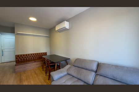 Apartamento à venda com 53m², 2 quartos e 1 vaga Apartamento à venda com 53m², 2 quartos e 1 vagaSala