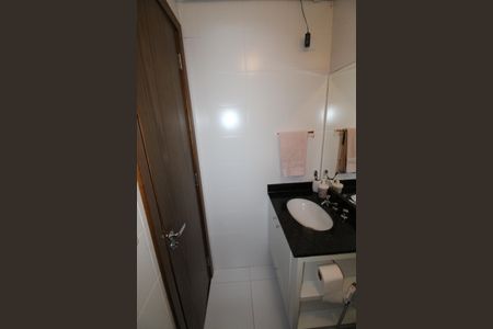 Apartamento para alugar com 86m², 2 quartos e 2 vagasBanheiro