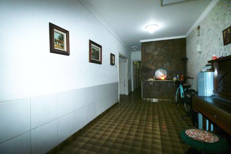 Sala de casa para alugar com 5 quartos, 723m² em Olaria, Rio de Janeiro