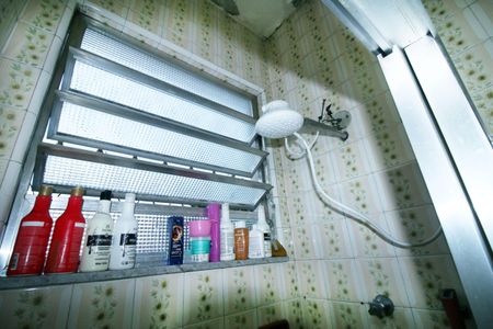 Casa para alugar com 723m², 5 quartos e 2 vagasBanheiro 1