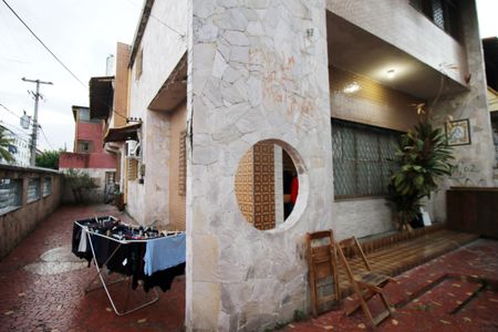 Casa para alugar com 723m², 5 quartos e 2 vagasQuintal