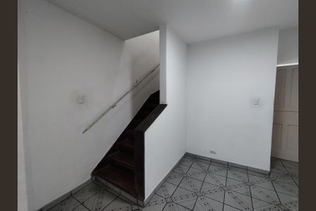 Casa à venda com 100m², 2 quartos e 1 vaga Casa à venda com 100m², 2 quartos e 1 vagaSala