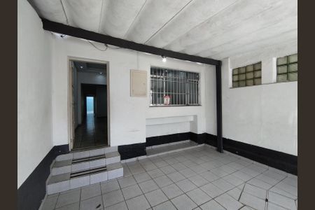 Casa à venda com 100m², 2 quartos e 1 vaga Casa à venda com 100m², 2 quartos e 1 vagaGaragem