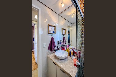 Apartamento à venda com 95m², 3 quartos e 2 vagasBanheiro