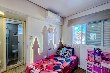 Apartamento à venda com 95m², 3 quartos e 2 vagasQuarto 3