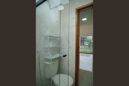 Casa de condomínio para alugar com 360m², 3 quartos e 2 vagas Casa de condomínio para alugar com 360m², 3 quartos e 2 vagasBanheiro Social