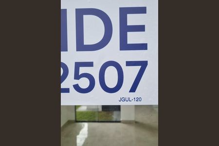Casa de condomínio para alugar com 360m², 3 quartos e 2 vagas Casa de condomínio para alugar com 360m², 3 quartos e 2 vagasPlaca