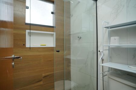 Casa de condomínio para alugar com 360m², 3 quartos e 2 vagas Casa de condomínio para alugar com 360m², 3 quartos e 2 vagasBanheiro Social