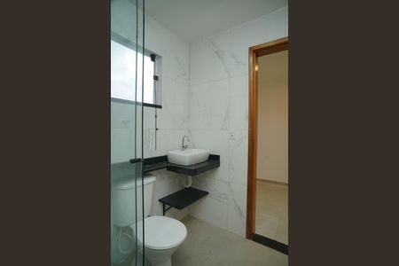 Casa de condomínio para alugar com 360m², 3 quartos e 2 vagas Casa de condomínio para alugar com 360m², 3 quartos e 2 vagasBanheiro do Quarto 3