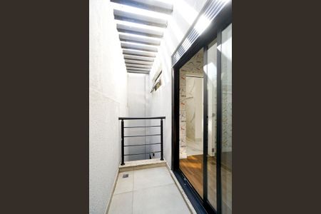 Casa de condomínio para alugar com 85m², 2 quartos e 1 vaga Casa de condomínio para alugar com 85m², 2 quartos e 1 vagaVaranda da suíte 02