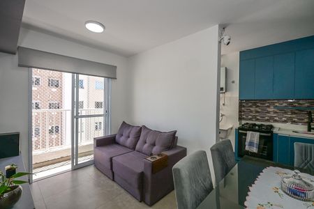Sala de apartamento para alugar com 2 quartos, 38m² em Paraíso do Morumbi, São Paulo