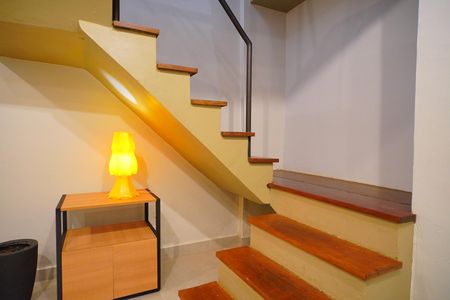 Corredor de apartamento para alugar com 1 quarto, 65m² em Protásio Alves, Porto Alegre