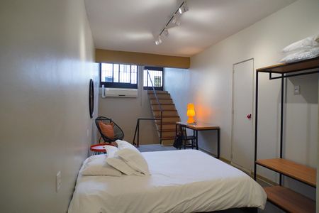 Quarto  de apartamento para alugar com 1 quarto, 65m² em Protásio Alves, Porto Alegre