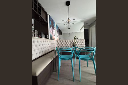 Sala de apartamento à venda com 2 quartos, 47m² em Taboão, São Paulo