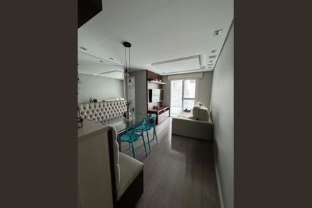 Sala de apartamento à venda com 2 quartos, 47m² em Taboão, São Paulo