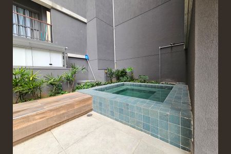 Studio para alugar com 32m², 1 quarto e sem vagaÁrea comum - Piscina