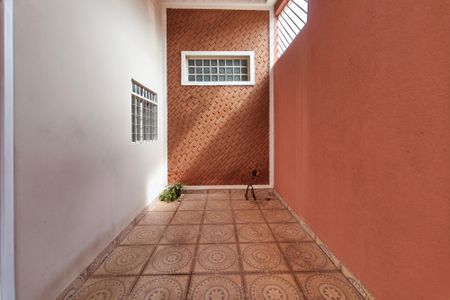 Casa para alugar com 300m², 4 quartos e 2 vagasQuintal