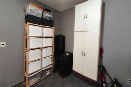 Casa para alugar com 300m², 4 quartos e 2 vagasQuarto de Serviço