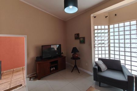 Sala de Estar de casa para alugar com 4 quartos, 300m² em Parque Via Norte, Campinas