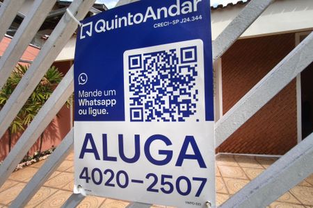 Casa para alugar com 300m², 4 quartos e 2 vagasPLACA INSTALADA NA FACHADA