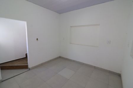 Sala de casa para alugar com 2 quartos, 60m² em Jardim Roberto, Osasco