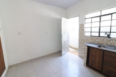 Casa para alugar com 60m², 2 quartos e sem vagaCozinha