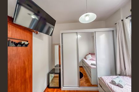 Apartamento para alugar com 96m², 2 quartos e sem vaga