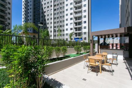 Apartamento para alugar com 38m², 2 quartos e sem vagaÁrea comum - Churrasqueira