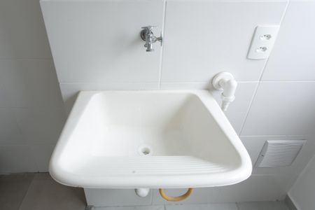 Apartamento para alugar com 38m², 2 quartos e sem vagaÁrea de Serviço - Tanque 