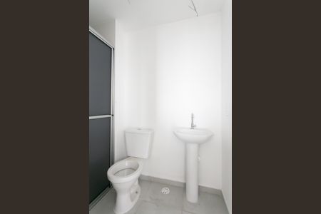 Apartamento para alugar com 38m², 2 quartos e sem vagaBanheiro 