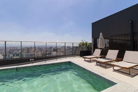 Studio para alugar com 27m², 1 quarto e sem vagaPiscina