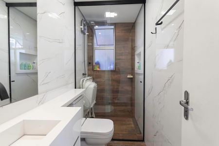 Apartamento à venda com 70m², 3 quartos e 1 vaga Apartamento à venda com 70m², 3 quartos e 1 vagaBanheiro social