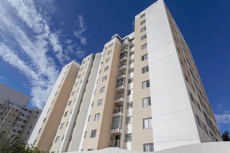 Apartamento à venda com 70m², 3 quartos e 1 vaga Apartamento à venda com 70m², 3 quartos e 1 vagaFachada do bloco