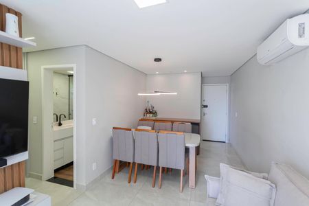 Apartamento à venda com 70m², 3 quartos e 1 vaga Apartamento à venda com 70m², 3 quartos e 1 vagaSala