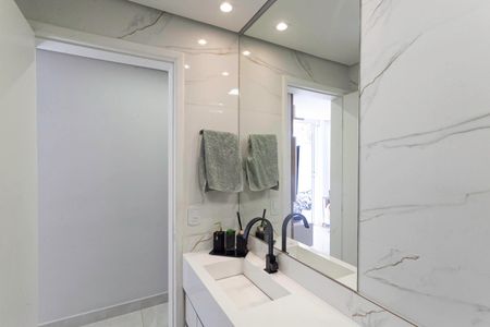 Apartamento à venda com 70m², 3 quartos e 1 vaga Apartamento à venda com 70m², 3 quartos e 1 vagaBanheiro social