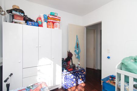 Quarto 1 de apartamento para alugar com 2 quartos, 47m² em Camaquã, Porto Alegre