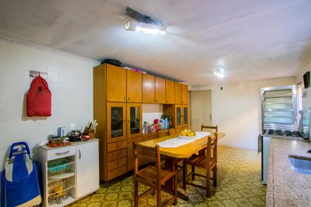Apartamento à venda com 133m², 2 quartos e 2 vagasCozinha