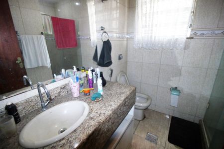 Apartamento à venda com 75m², 2 quartos e 1 vagaBanheiro