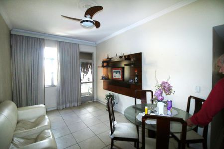 Sala de apartamento à venda com 2 quartos, 75m² em Vila da Penha, Rio de Janeiro