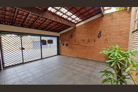 Casa à venda com 3 quartos, 144m² em Vila Marari, São Paulo
