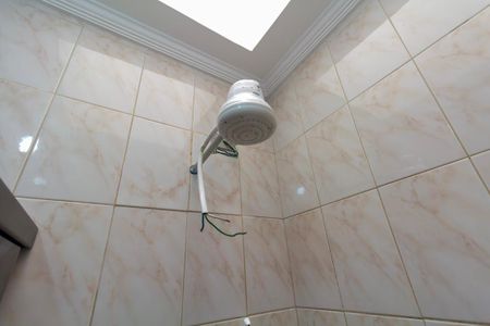 Casa à venda com 115m², 3 quartos e 2 vagasBanheiro 1