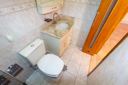 Casa à venda com 115m², 3 quartos e 2 vagasBanheiro 2