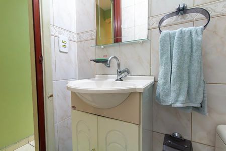 Casa à venda com 115m², 3 quartos e 2 vagasLavabo