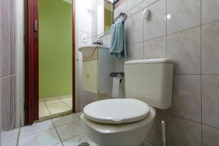 Casa à venda com 115m², 3 quartos e 2 vagasLavabo