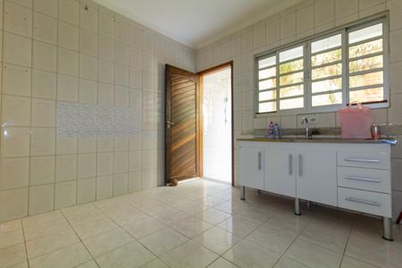 Casa à venda com 115m², 3 quartos e 2 vagasCozinha
